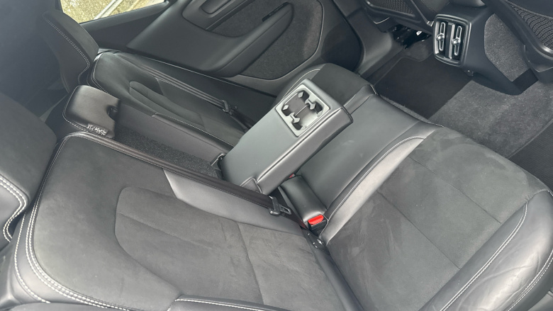 Volvo Xc40 1.5 T3 [163] R DESIGN 5dr Petrol Estate